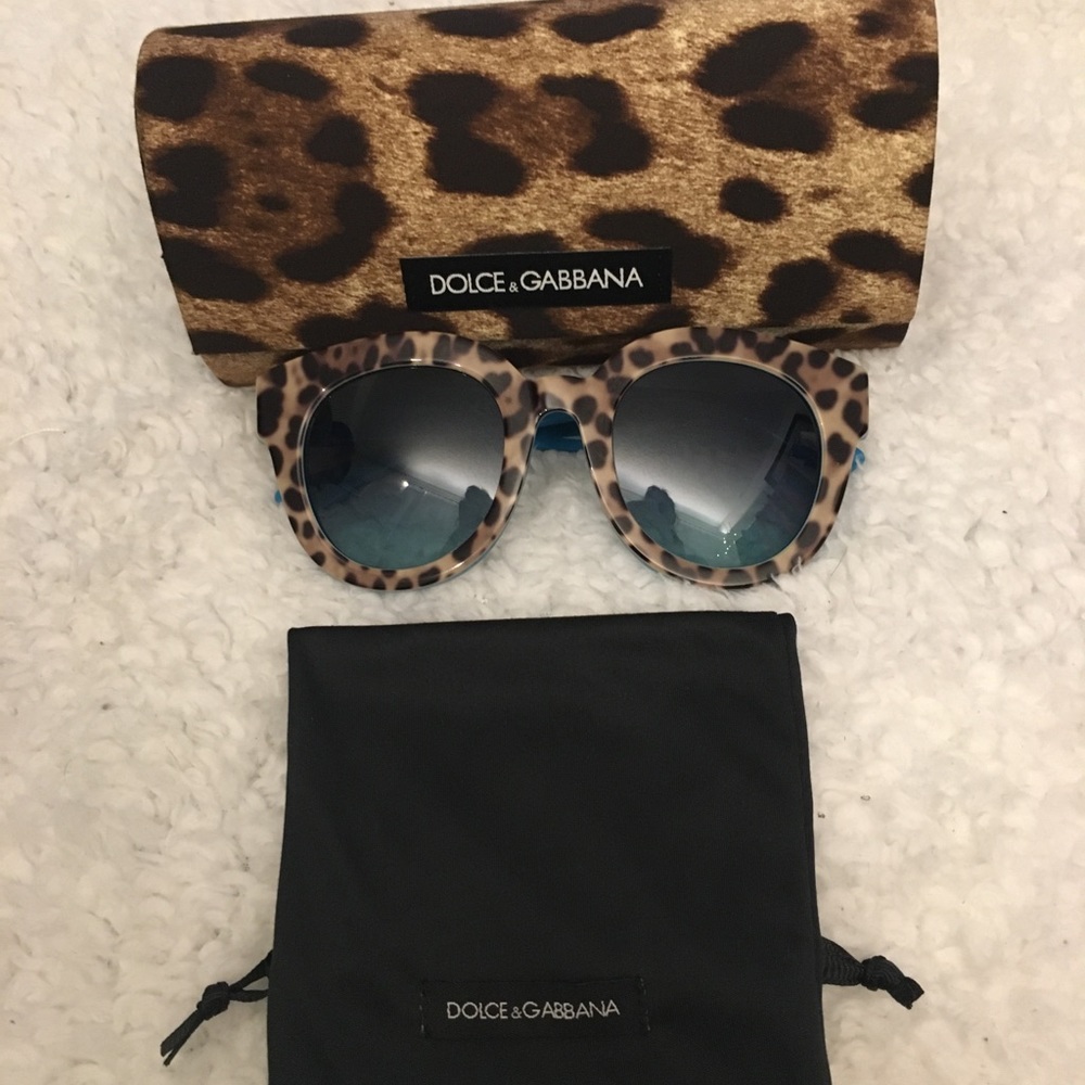 Dolce gabbana leopard sunglasses